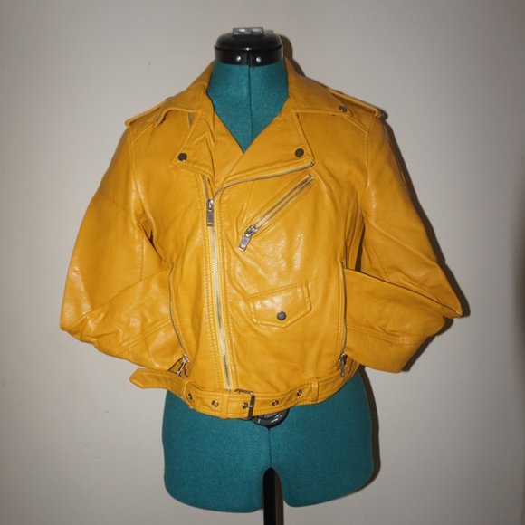 Cropped Faux Leather ZARA Jacket - Picture 1 of 3